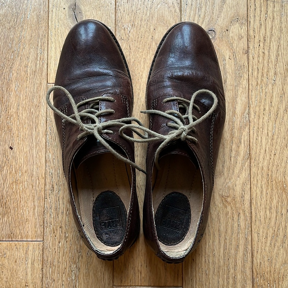 Frye Anna oxfords, brown leather size 8 1/2 M